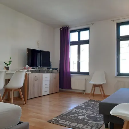 Business And Tourism Bmw Messe With Balcony Apartment *