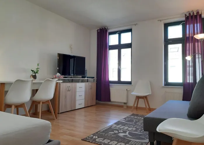 Business And Tourism Bmw Messe With Balcony Apartment *